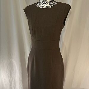 EUC The Limited Collection V-Back Sheat Dress in Heather Brown Size 4 Tall